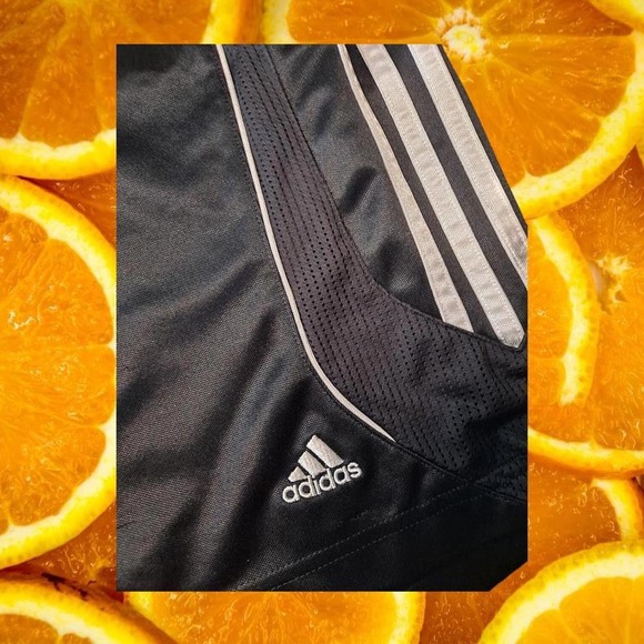 Adidas Shorts Black with With Stripes Size XL - Picture 3 of 7